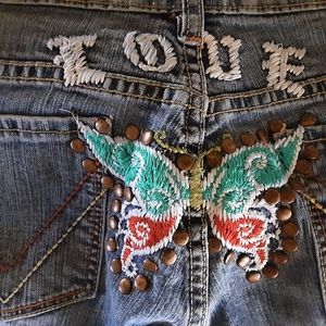 🦋 You know u Love these 😆